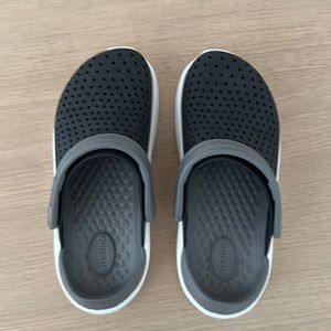 Kids size 1 Crocs LiteRide. Never worn! Perfect, new condition.
